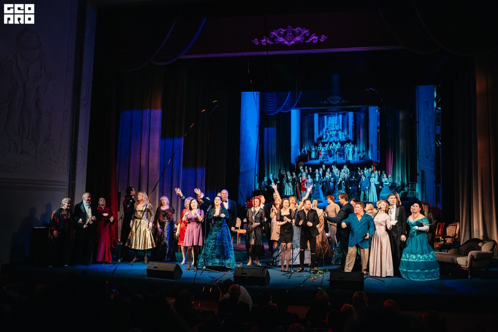 Тверской театр драмы представил праздничную программу «Из века в век»